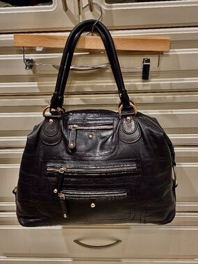 Tod's Leather Shoulder Bag Black Gold Trim